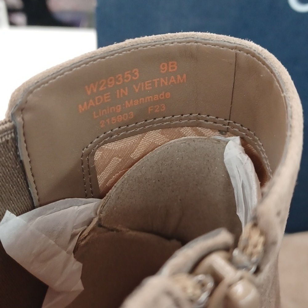 Cole Haan Go To Park Boot NIB - Picture 3 of 8